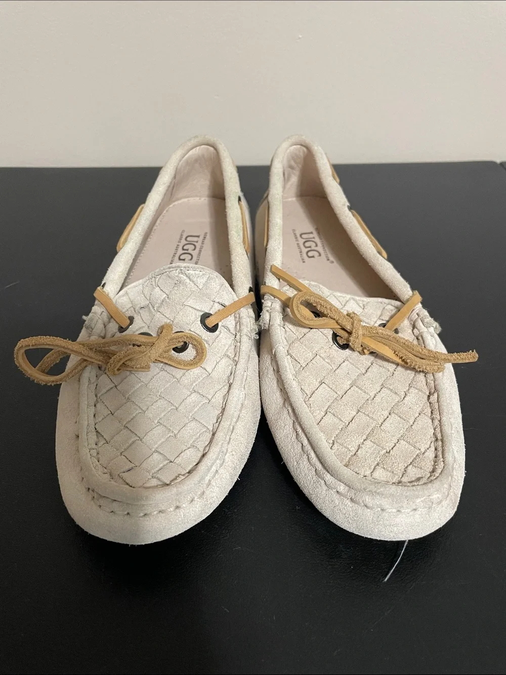 UGG Woven Suede Flat Loafers Size 8 - Picture 2 of 8